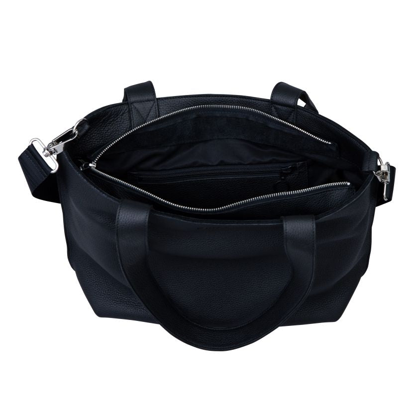 Schwarze Laptoptasche aus Elchleder für Alltag und Arbeit, hergestellt in Finnland aus Elchleder, Miiko Design