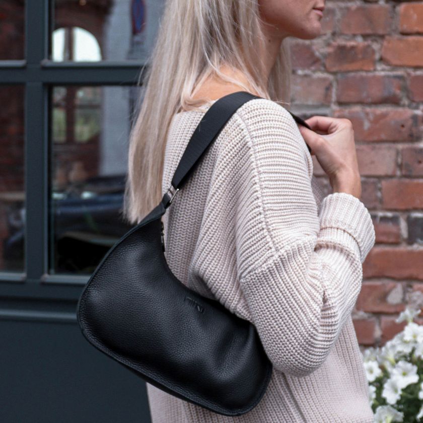 Rimma Handtasche aus Elchleder, Schwarz, hergestellt in Finnland, Miiko Design