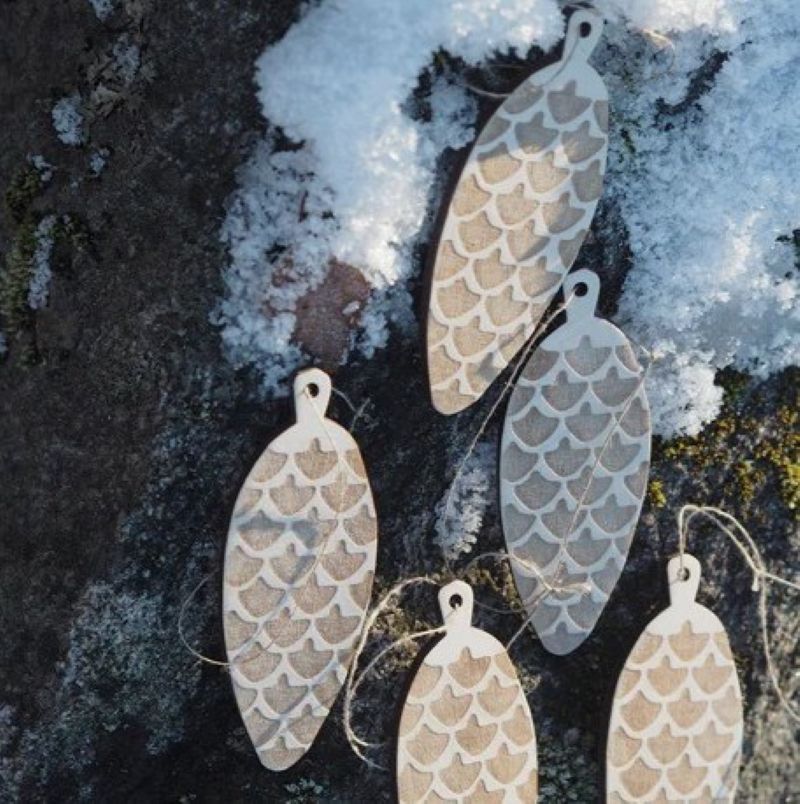 Holz-Weihnachtsdeko aus Finnland – Zapfen-Set von Papurino, The Finland Shop