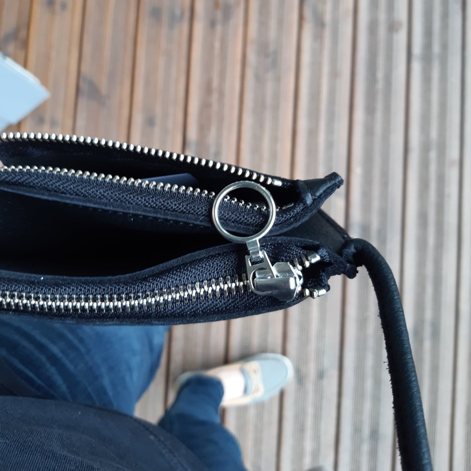Black leather bag, Hide