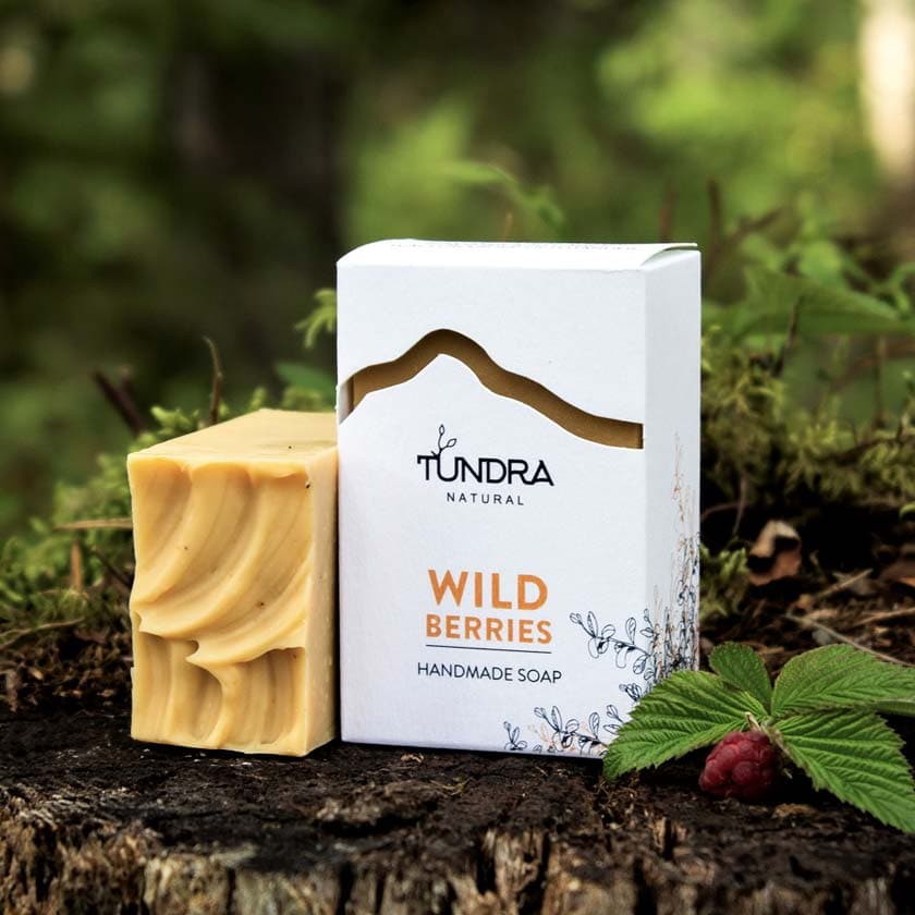 Kotimainen luonnonsaippua palasaippua Wild Berries Tundra Natural käsintehty saippua The Finland Shop
